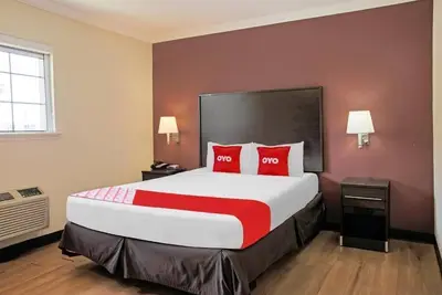 Image de Get Ready for Blissful Getaway! Visit Roselawn Cemetery and Mausoleum!