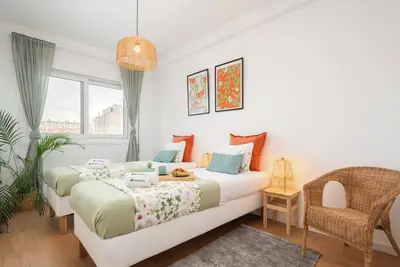 Image de Host Wise - Spacious Modern Flat w/ Balcony