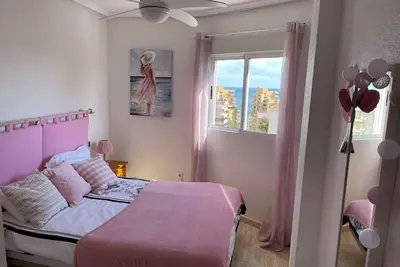 Image de Spacious 3br Sea-view apt, large pool, parking, 3min to beach, near Alicante