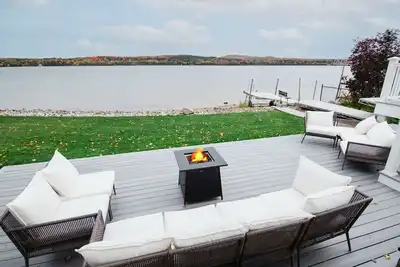 Image de This house is a 3 bedroom(s), 4 bathrooms, located in East Jordan, Mi.
