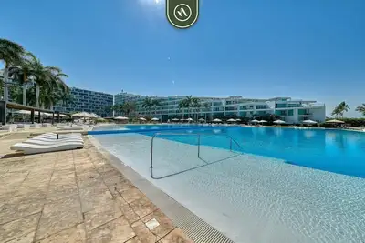 Image de Ocean view 2br Condo - Private Terrace - Beach