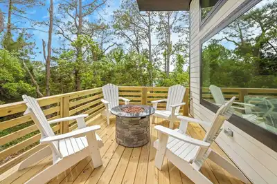 Image de Summer Savings - Oceanside w/ Hot Tub, Nearby Beach Access, Ev Charging Station