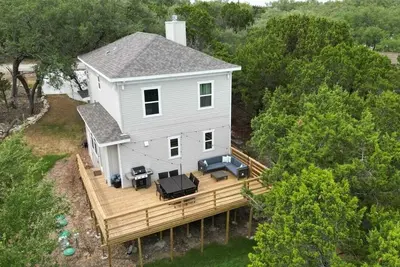 Image de Hill Country Lake House @ Canyon Lake with deck
