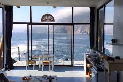Image de Punta Quintay - Loft Rojo. Loft con la Mejor Vista a la Bahía de Quintay