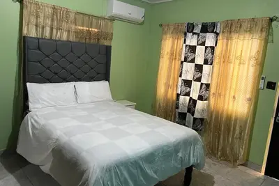 Image de Netfa’s Cozy Gem, feel's like you are truly in Jamaica