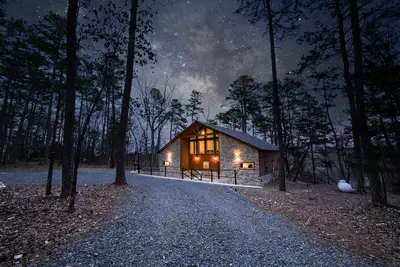 Image de 5 Br Cabin On The River with Private Island access, kayaks included!