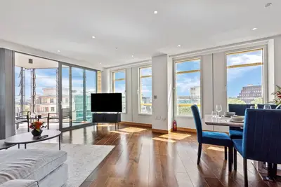 Image de de Luxe-Appartement-Salle de bain privée extérieure