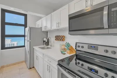 Image de Stunning Ocean View Retreat W/ Free Parking.