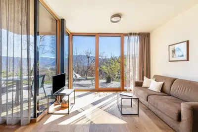Image de Appartement \"Firmelein Erdgeschoss\" avec vue sur les montagnes, terrasse privée et Wi-Fi