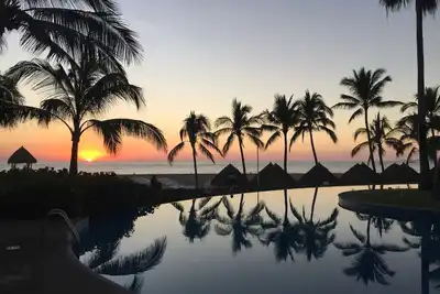Image de Grand Luxxe 2 Bdrm Villa. Sleeps 6 & 2 kids. Pool+Golf+Spa+Beach=Luxury Vacation