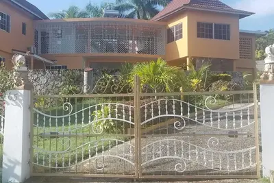 Image de Chaudhry House Villa Montego Bays \n
