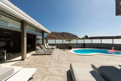 Image de Spectacular house with private heated pool in paradise