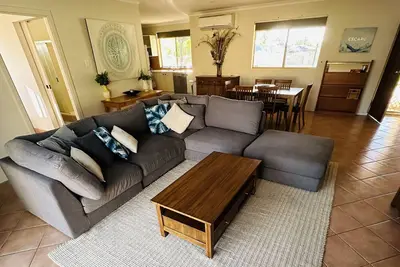 Image de Comfortable and cosy 2 bedroom house at the gateway to the Shire of Murray