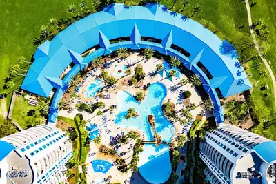 Image de The Palms: 4th flr-Jr Ste, Poolside view | Destin