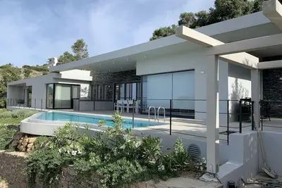 Image de Lichtrijke Villa met top Uitzicht bij Mariou
