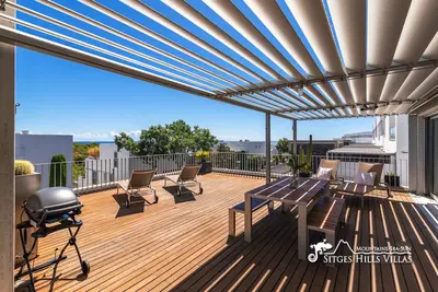 Image de Appartement design Casa Del Mar avec A\/C, piscine com et vue sur la mer