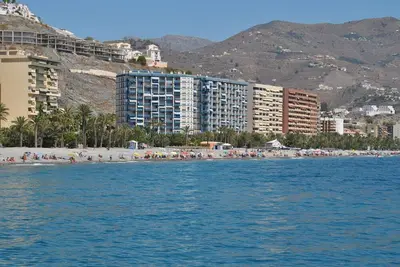 Image de Appartement 2 chambres à 10m de la plage avec piscine, tennis et WiFi