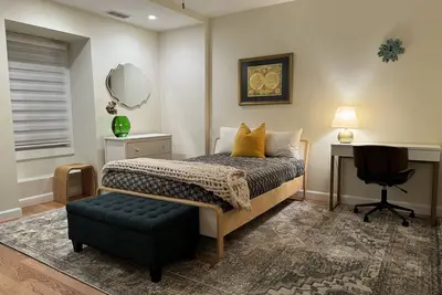 Image de The Inn at Newton Highlands Loft \n1-bed, 1-bath luxury apartment
