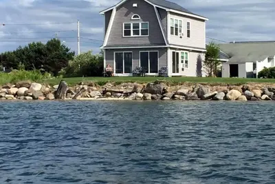 The Anchorage Cottage, Pine Point Maine ~ Wonderfully Cozy Cottage on the Water