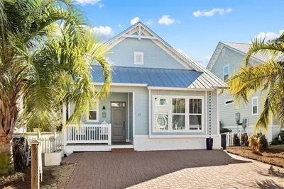 Image de Inlet: 2 min to Beach ~ Bikes ~ Pool ~ Gas Grill