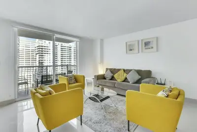 Image de 1 Br Suite in Brickell 25th Floor|Balcony|Parking!