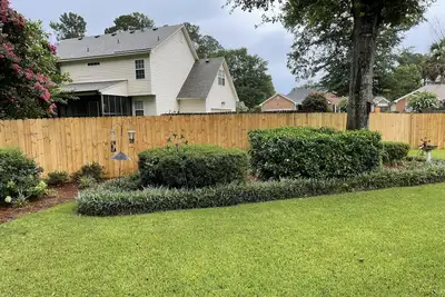 Image de Spacious home with newly decorated sunroom. Close to I-20