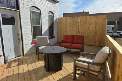 Image de Ever stay all night in a brothel? Downtown remodeled 1880's building