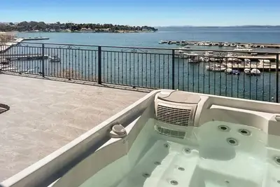 Image de Appartement confortable à Petrcane avec.