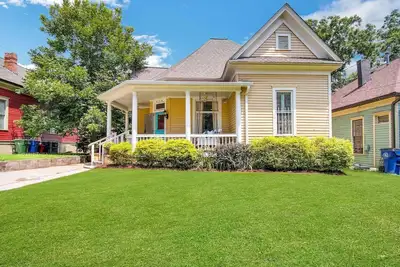Image de Beautiful Historic West End Home Close to Downtown