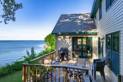 Image de Hatetoquitit, oceanfront home in Owls Head