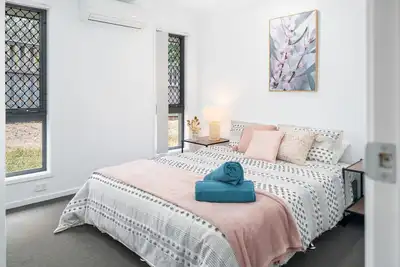 Image de Bellbird Park 3 bedroom Oasis-Ideal Brisbane West Location
