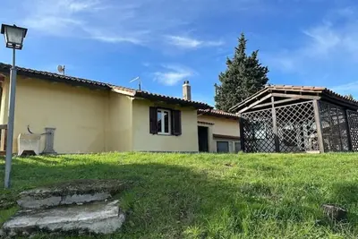 Image de Small villa in the woods between Florence Arezzo and Siena