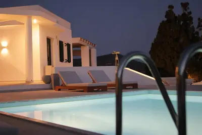 Image de 4-Bedroom Villa in Milos with a View of the Port located near the town of Adamas