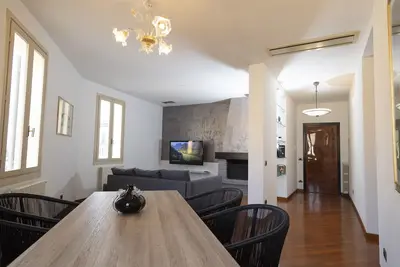 Image de Emanuela House - In the Heart of Carpi