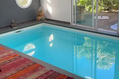 Image de La Villa Suédoise \/ The Swedish Villa Pool intérieur - Grande terrasse