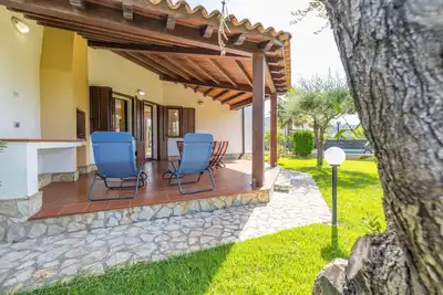 Image de Villa by the sea and garden