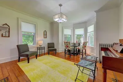 Image de Cozy 3br Home w\/ Yard & Patio 5 min to Tanglewood