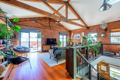 Image de Soho Style Warehouse in the Heart of Northcote