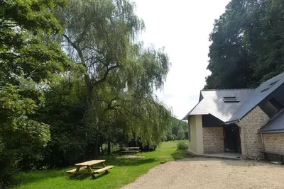 Image de Bretagne, Moulin 5* en pleine nature, au calme vue sur rivière, sauna, hammam