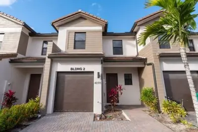 Image de 3/2 Prestige Palm Aire on the golf