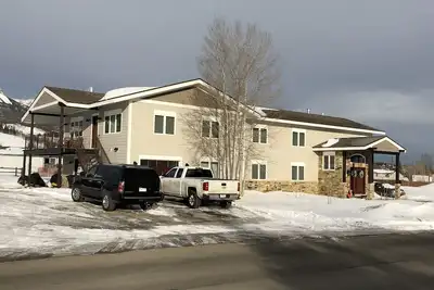 Image de House in Silverthorne by recreation center. Close to all ski hills.