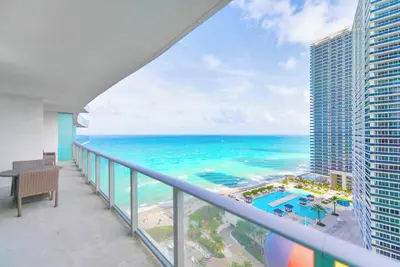 Image de Oceanfront Condo | Steps to the Beach + Pool