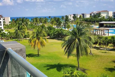 Image de Casa Diva Stunning Ph Ocean View 2 bedroom & Office At Mareazul by RedAwning