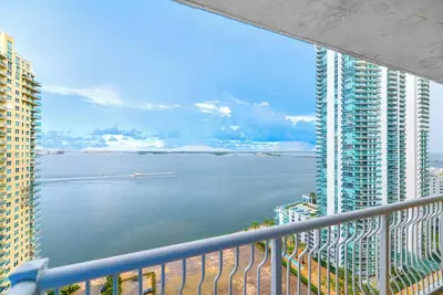 Image de Oceanfront Luxury | Direct Views @ Brickell