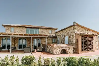 Image de Villa à Santa Chiara avec 8 chambres à coucher, 16 couchages