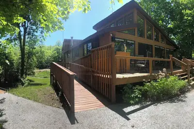 Image de Accessible Home on Secluded Private Lake