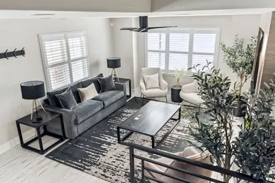 Image de Spacious and Modern Updated 3 Br Home Near Beaches and Shopping/ Casinos