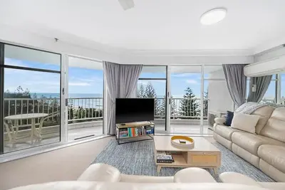 Image de 8th Floor Ocean View Apartment