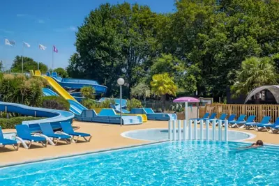 Image de Camping 4* | Mobil-home 6p | Piscine intérieure