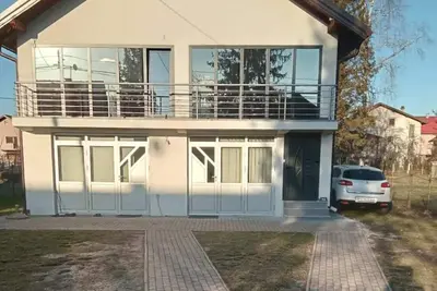 Image de Two Stories House Nelix